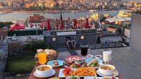 Menjelajahi negara-negara tercantik sambil menikmati kuliner terbaik dunia adalah pengalaman yang tak terlupakan