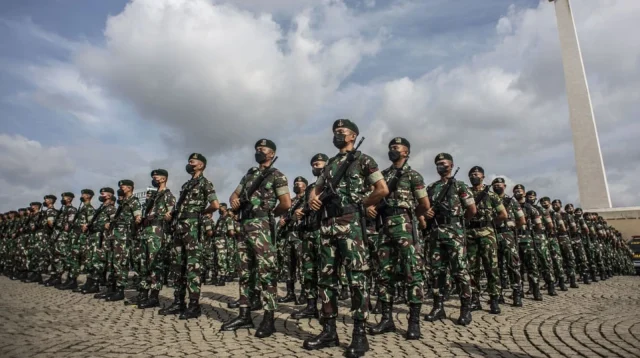 Peran Militer di Pemerintahan RI Diperluas 2025