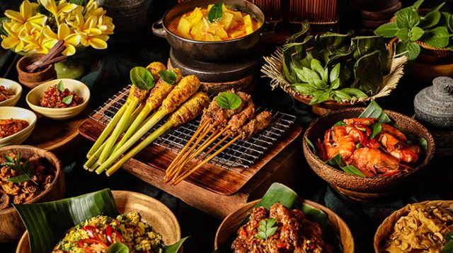 kuliner lokal bukan sekadar objek wisata, melainkan esensi dari perjalanan itu sendiri