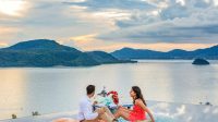 Trip singkat bersama pasangan bukan tentang kemewahan, tetapi tentang kualitas momen yang diciptakan.