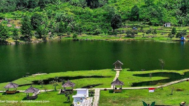 menikmati keindahan alam tanpa harus keluar biaya besar atau membawa beban berat.