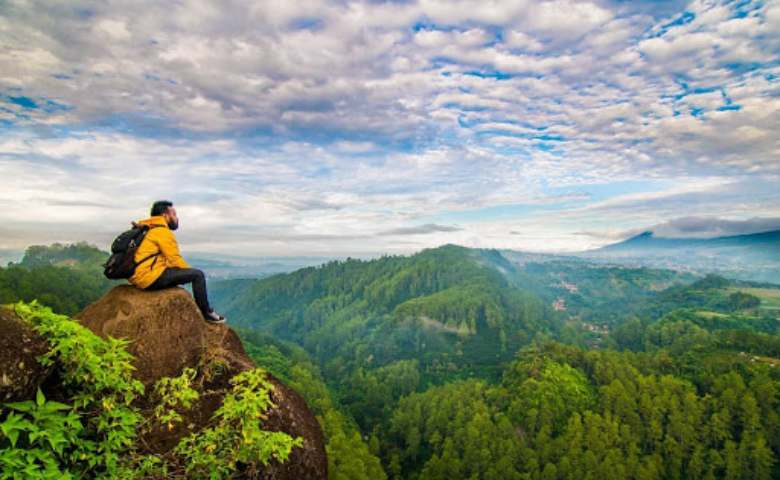 Trip wisata ke wilayah dingin dan asri bukan hanya soal menikmati pemandangan atau mencari udara segar. Lebih dari itu, perjalanan ini adalah bentuk penghargaan terhadap diri sendiri.